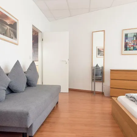 Apartment Spacious And Modern Furnished For 10 Guests Berlin