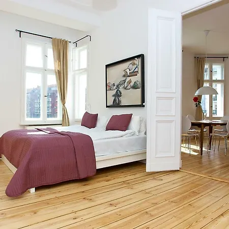 Prenzlauer Allee Apartment Berlin