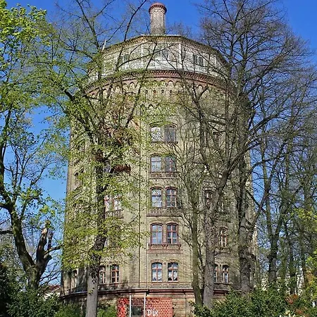 Schones 2-zimmer-apartment In Kollwitzplatz-nahe Berlin