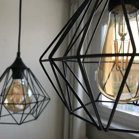 Moderne Ruhige Und Schone - Modern Quiet And Beautiful Apartment *