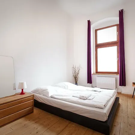 3 Bedroom Berlin
