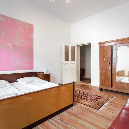 3 Bedroom Berlin