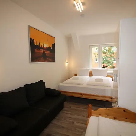 Tempelhof Aparthotel