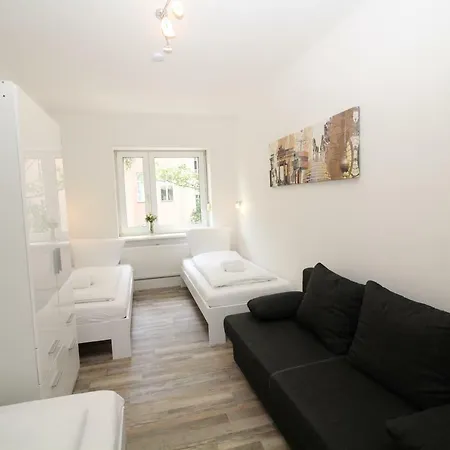 Tempelhof Aparthotel *