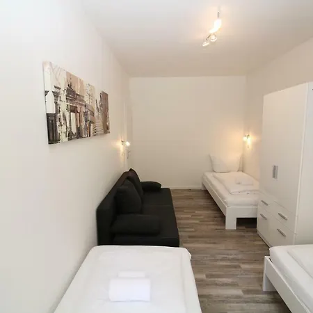 Tempelhof Aparthotel *