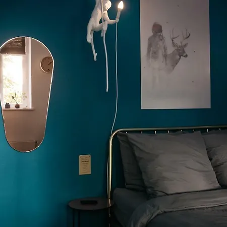 Urbn Dreams Apartment