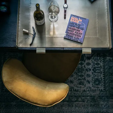 Urbn Dreams Apartment