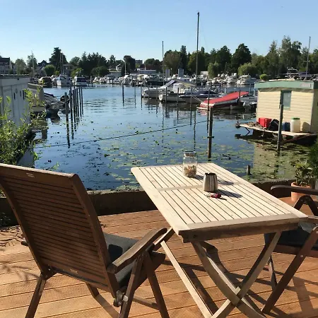 Tiny House Oder Auf Der Sunset Marina Lodge *