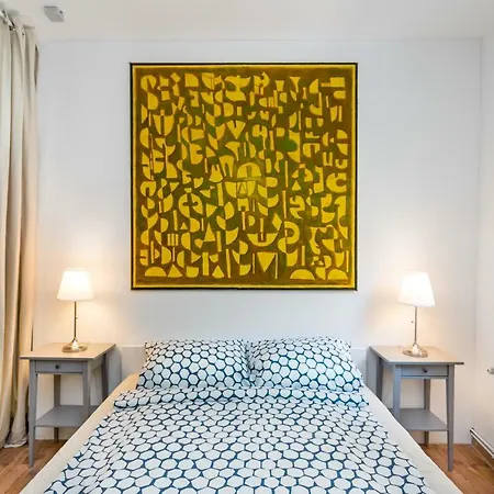 Der Schöne Ernst * Berlin