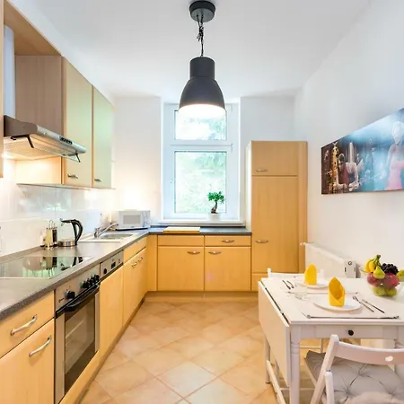 Der Schöne Ernst Apartment Berlin