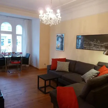 Lägenhet Lichtdurchflutetes Prenzlauerberg *