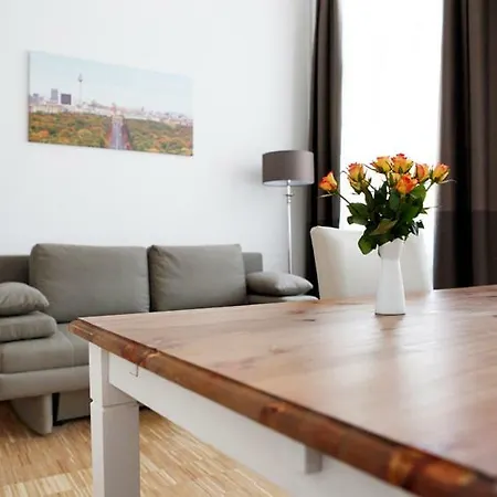 Sc 01 By Rockchair L Superhost Status L 2 Bedrooms Boxspringbeds Balcony Elevator - Cozy Family & Business Flair Welcomes You! Appartement *