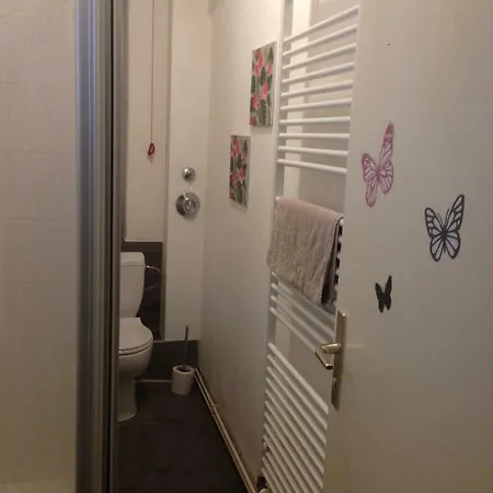 Herz Eg. Bis 3 Pers. Bei Alexanderplatz Mit Terrasse Apartment *