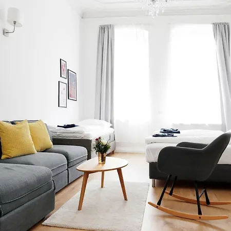 Greif By Rockchair L Superhost Status L 2 Bedrooms Boxspringbeds In Center - Cozy Family & Business Flair Welcomes You! Apartamento