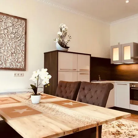 Apartment Mediterrane Luxusferienwohnung 5, Berlin- Koepenick, Am Mueggelsee