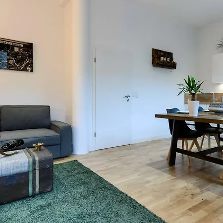 90sqm 2br Design Gem - Outdoor Terrace * Berlin