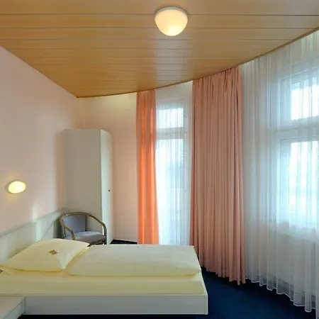 Und Rasthof Avus Motel Berlin