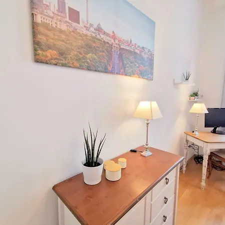 Apartment New - Charmante In Mitte-schlegelstrasse Berlin