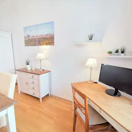 New - Charmante In Mitte-schlegelstrasse Apartment Berlin