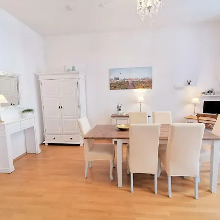 New - Charmante In Mitte-schlegelstrasse Apartment *