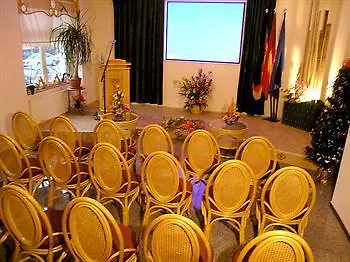 Karlshorst Szálloda 3*