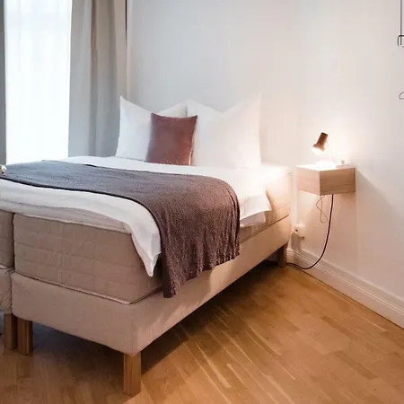 Luxury 2 Bedroom Apartment In The Heart Of Mitte, Berlin Apartment *