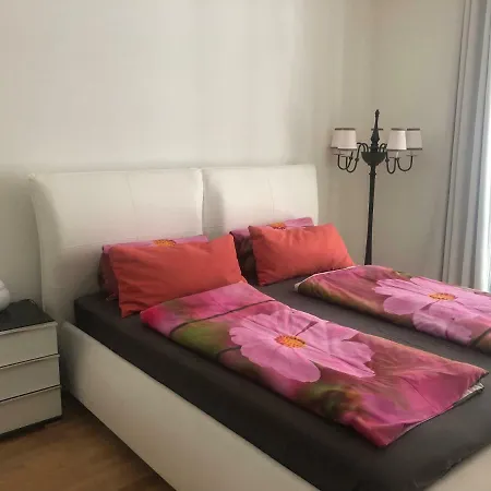 Luxury 145 M2 With Terrace * Berlin