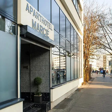 Christie Aparthotel 3*