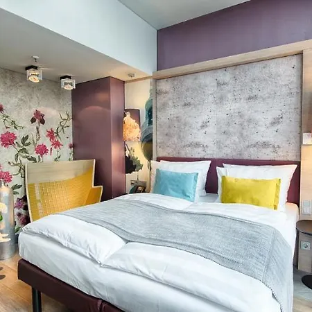 Indigo Berlin-alexanderplatz, An Ihg 4*
