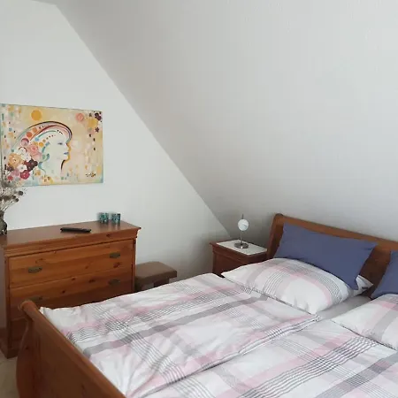 Stadtnahe Im Gruenen Apartment Berlin