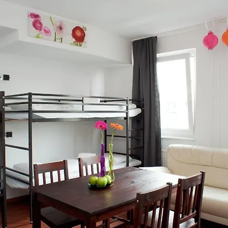 Alexanderplatz Accommodations Apartment *
