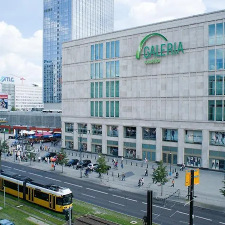 Alexanderplatz Accommodations Apartment *