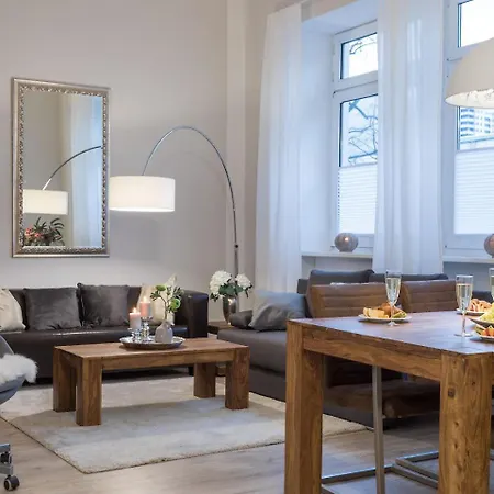 Apartment The Goethe Loft, 2 Bedroom Up To 5 People *