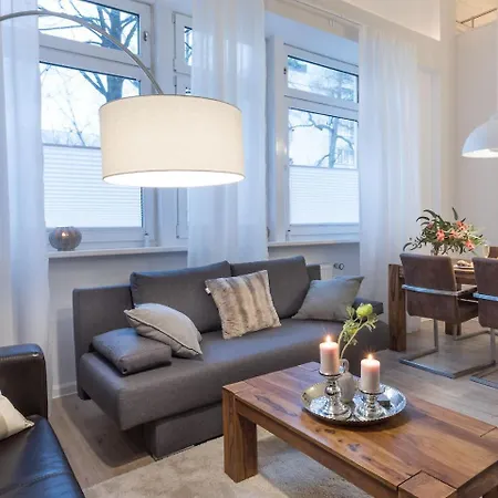 Apartment The Goethe Loft, 2 Bedroom Up To 5 People