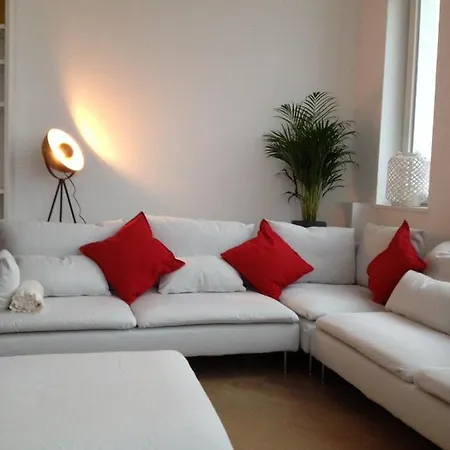 City Panorama Apartment *