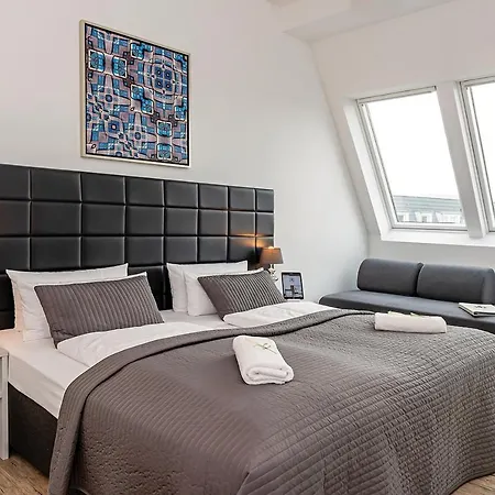 Rosenthal Aparthotel 5*