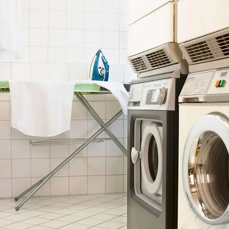 Hotel Nh Kreuzberg 3*