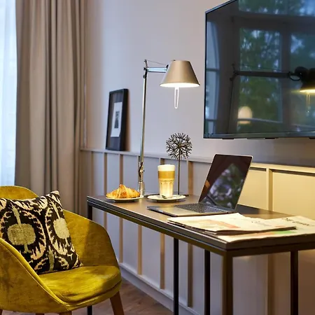 Отель Classik Alexander Plaza 4*