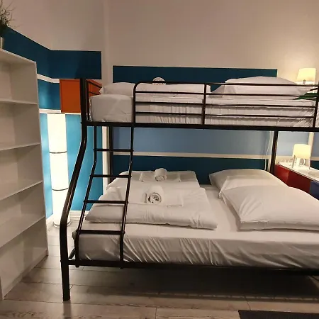Central Lichtenberger For 6 People Berlin