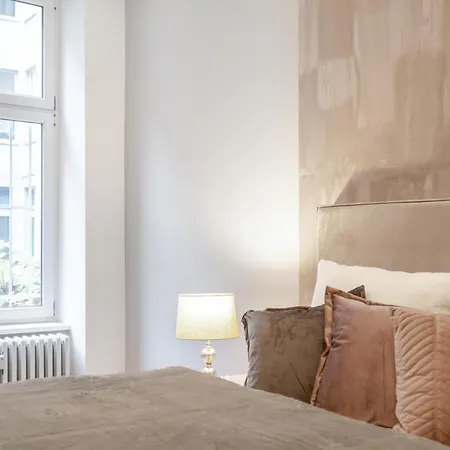 Cozy Einstein Berlin