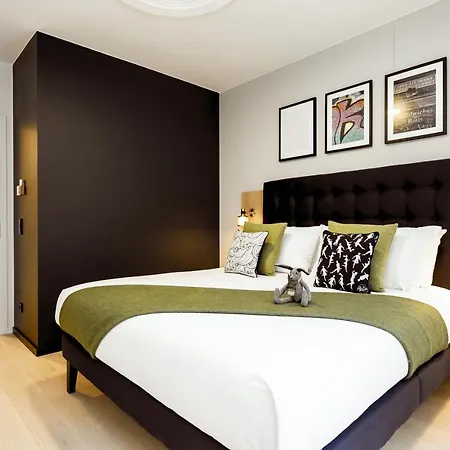 Wilde Berlin, Checkpoint Charlie 4* Berlin