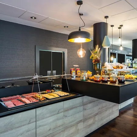 Mercure Zentrum Superior Hotel 3*