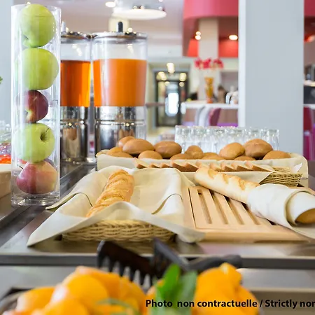 Отель Ibis Styles Treptow 3*