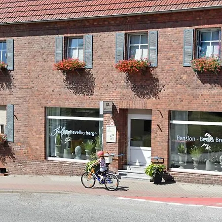 Julias Havelherberge Guest house