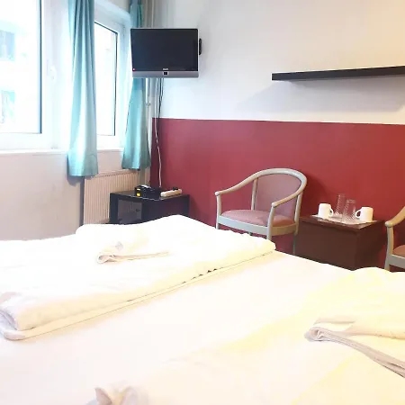 Guest house Thomas 2*
