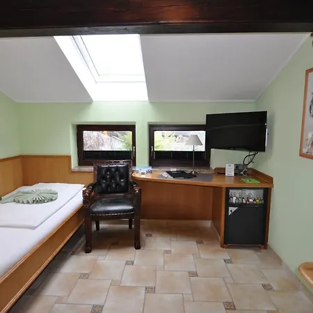 Blumenbach 2* Berlin