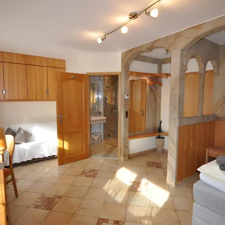 Vendégház Blumenbach 2*