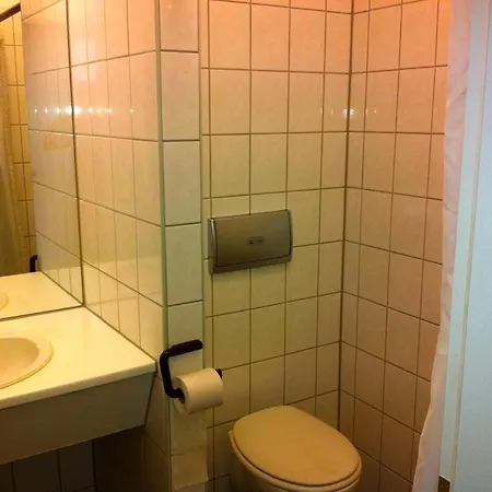 Hotel Gaestehaus Teikyo Am Zeuthener See Berlin