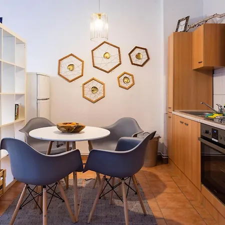 Ba Bardot - Forest Apartment *