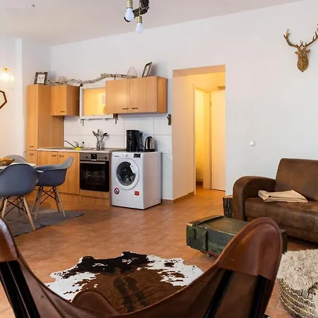 Ba Bardot - Forest Apartment *